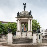 statues redressed project of queen victoria statue wins award