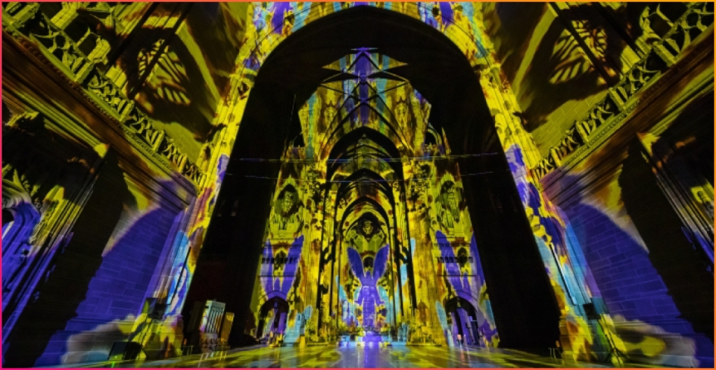 spectacular after dark light and show tells christmas story